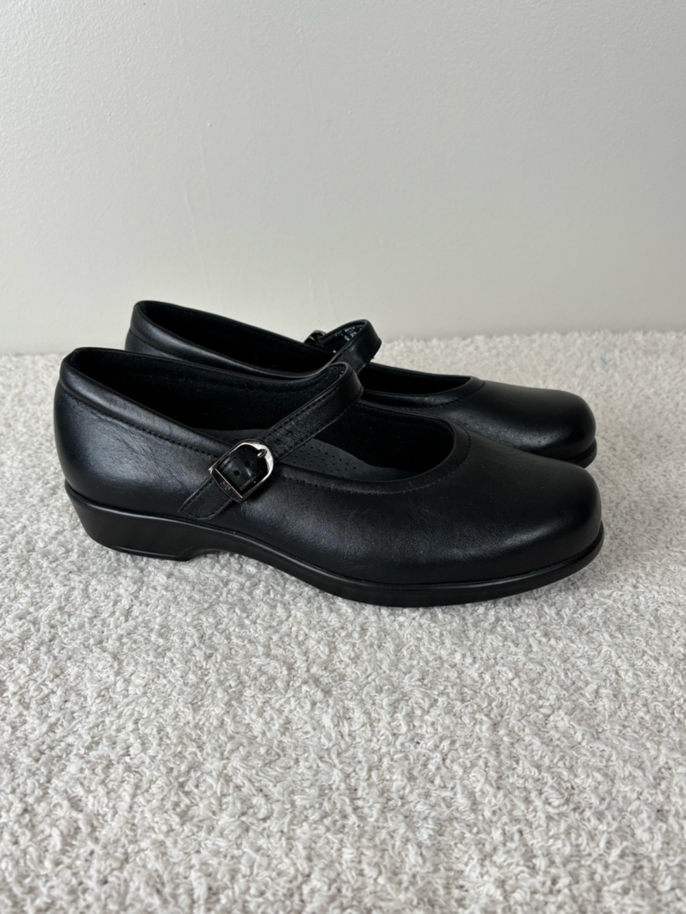 SAS Shoes Womens 8WW Black Maria Mary Jane Tripad Comfort Arch Support Leather
